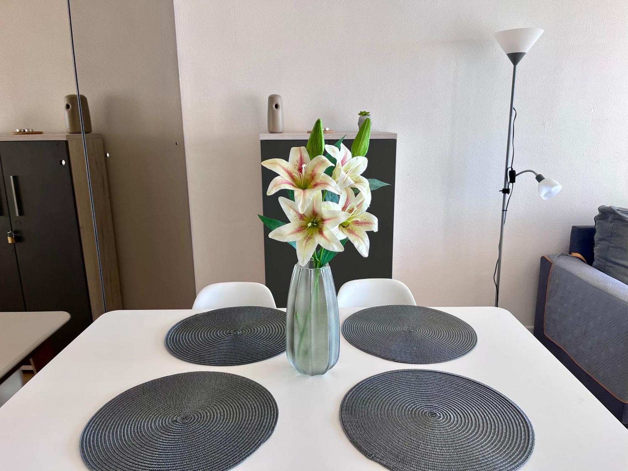 Apartamento Frente Al Mar En Calpe Con Parking Para 4 Personas Exterior photo